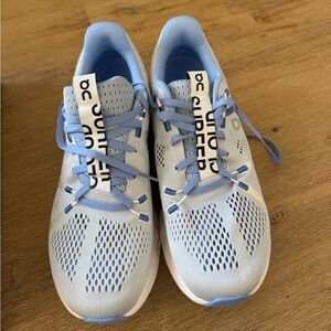 On Running cloud surfer Women's Sky Blue Athletic Shoes